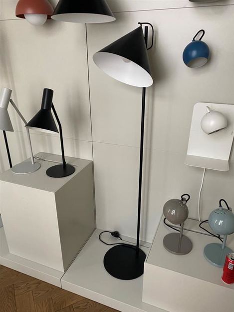 Image de NN - Benjamin Floor Lamp