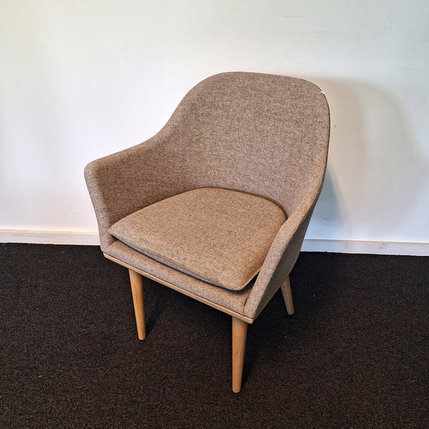 Picture of NN - Bund armchair