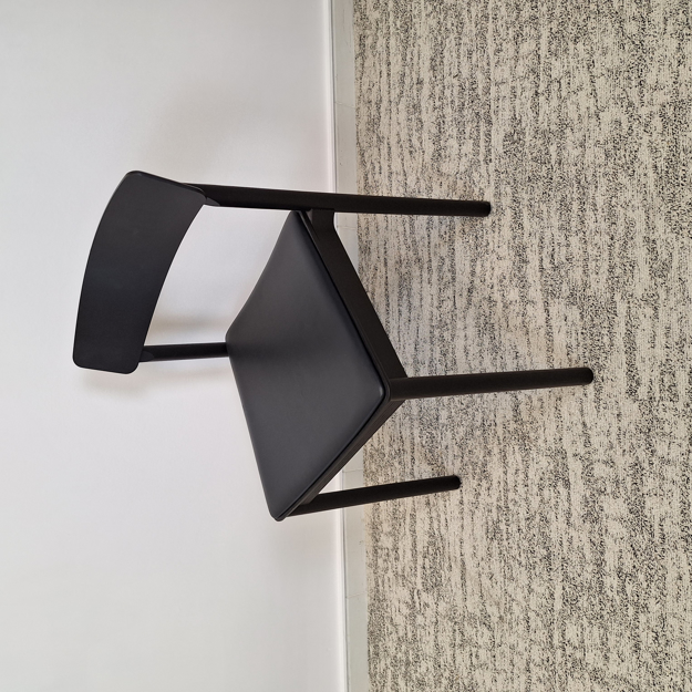 Image de NN - Chaise Betty TK3