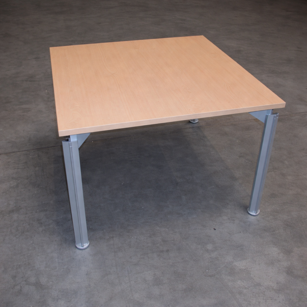 Afbeeldingen van DL - BULO vergadertafel